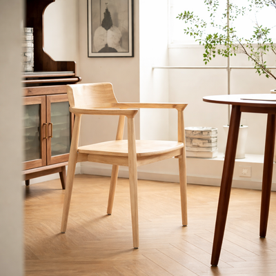 CORDOBA - Lot de 2 chaises en bois massif avec accoudoirs coloris naturel