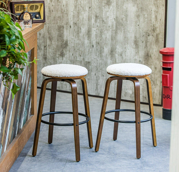 Lot de 2 tabourets de bar en bois et bouclettes blanches