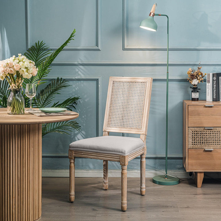 Lot de 2 chaises en bois et cannage avec assise en tissu gris clair